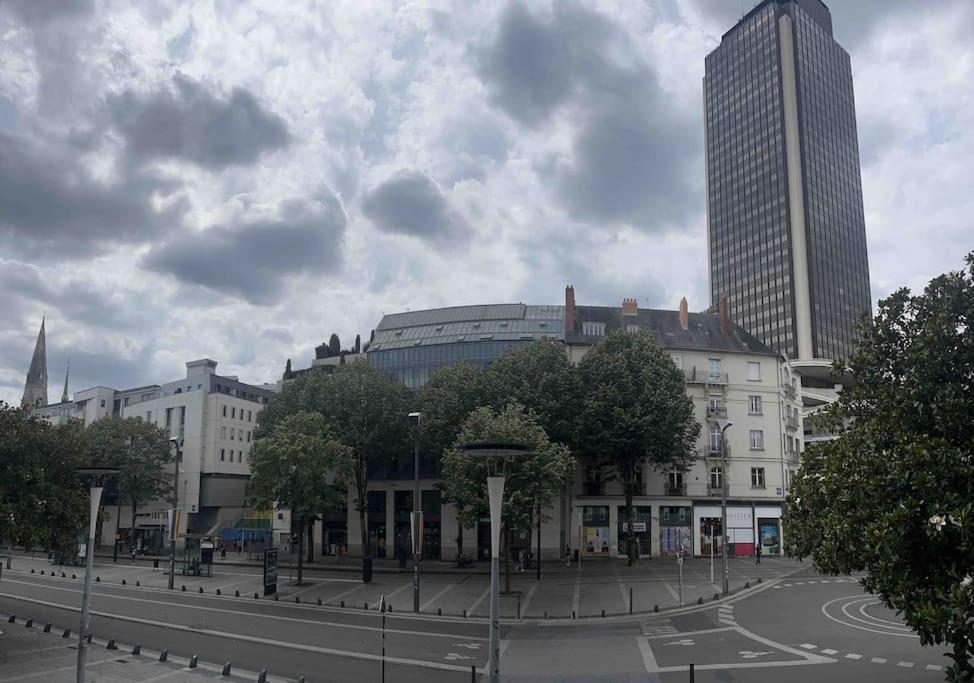 Studio Duquesne 1/2 Pers Nantes Exterior photo